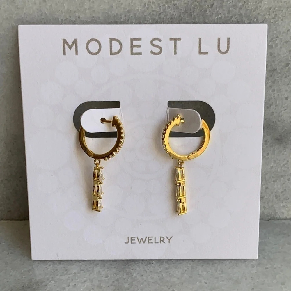 18K Gold Crystal Tear Drop Huggie Hoop Earrings - Picture 3 of 6